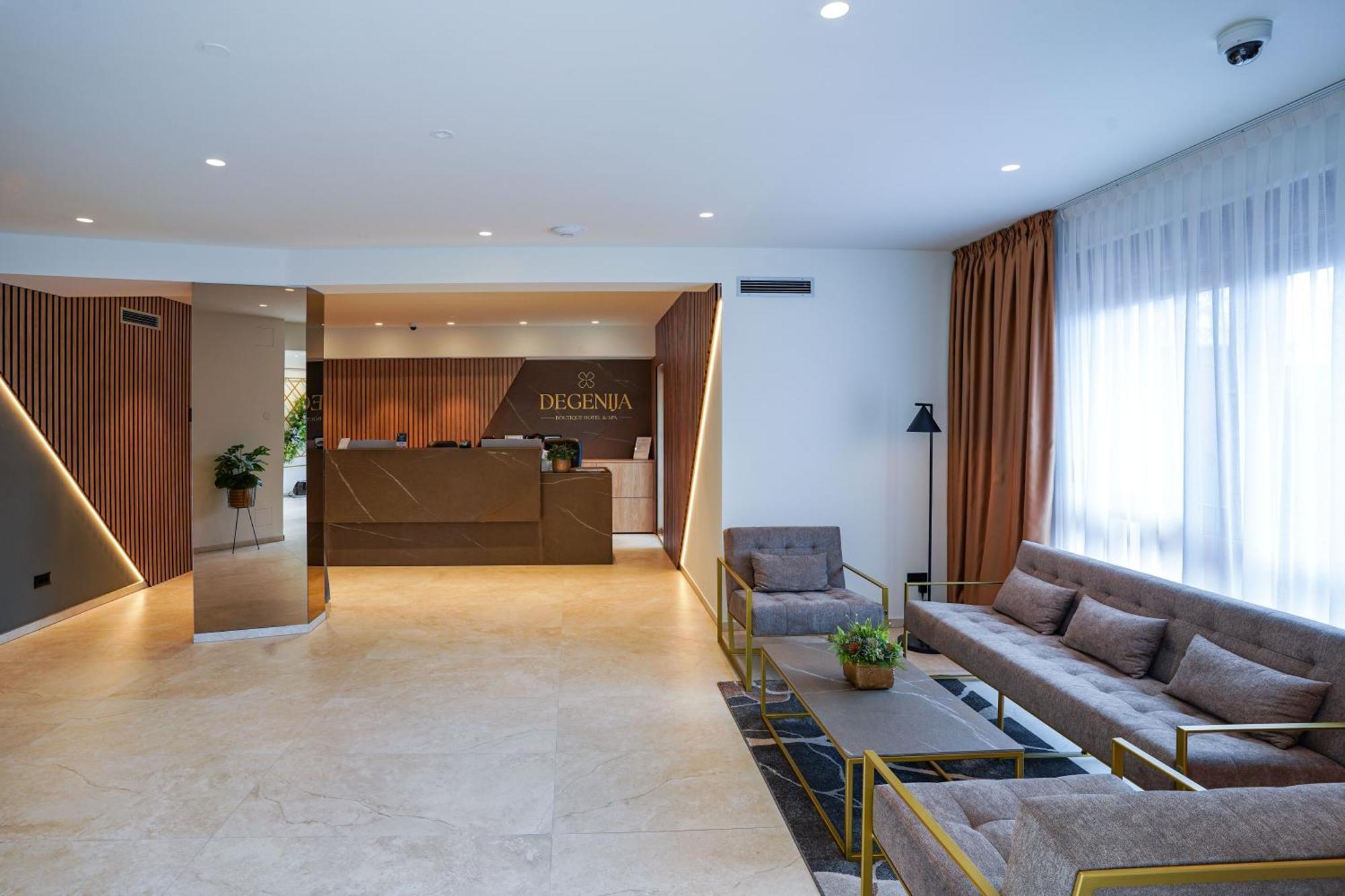 Hotel Degenija Селище Дрезницко Екстериор снимка